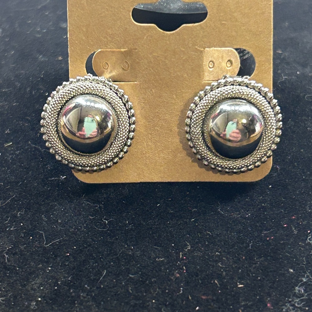 B.E.D vintage 60s clip Earrings